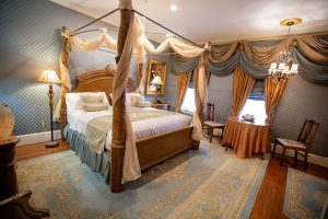 Patriot's Room 102